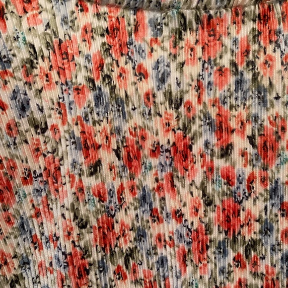 NWT Zara Floral pleats dress - size US S - Picture 9 of 11